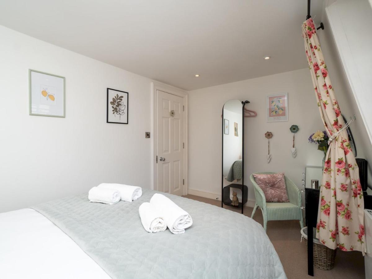 Pass The Keys 2 Bed Flat In The Heart Of Bath Appartement Buitenkant foto
