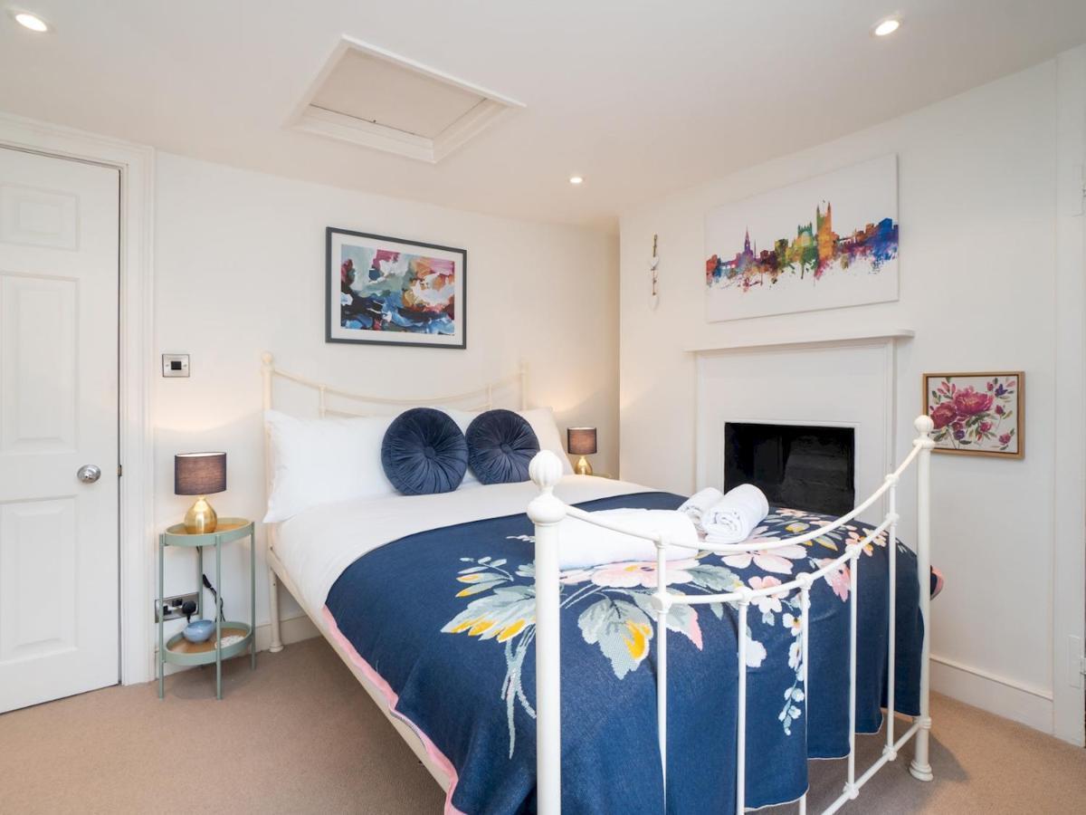 Pass The Keys 2 Bed Flat In The Heart Of Bath Appartement Buitenkant foto