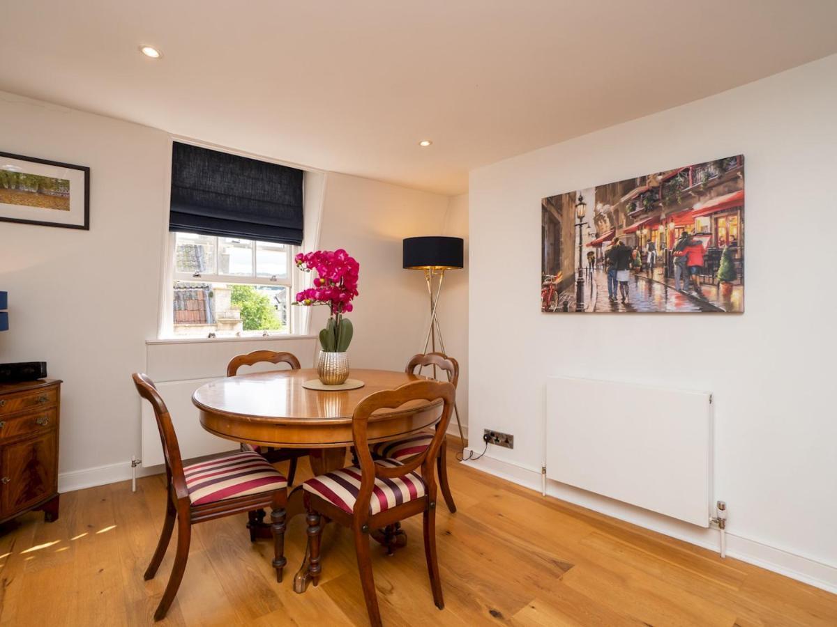 Pass The Keys 2 Bed Flat In The Heart Of Bath Appartement Buitenkant foto